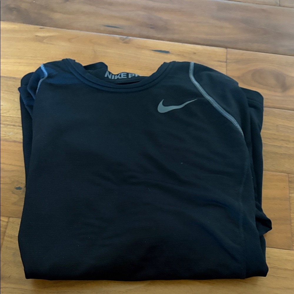 Nike Pro Black Performance Top - Picture 7 of 7